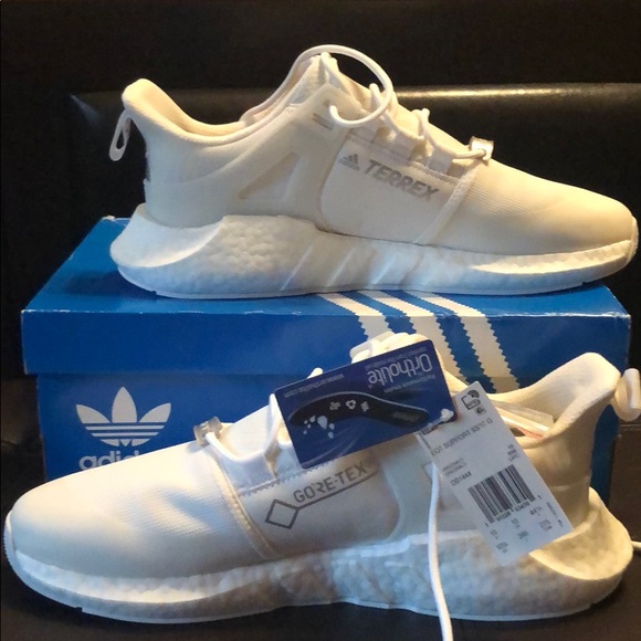 adidas Other - Adidas sneakers